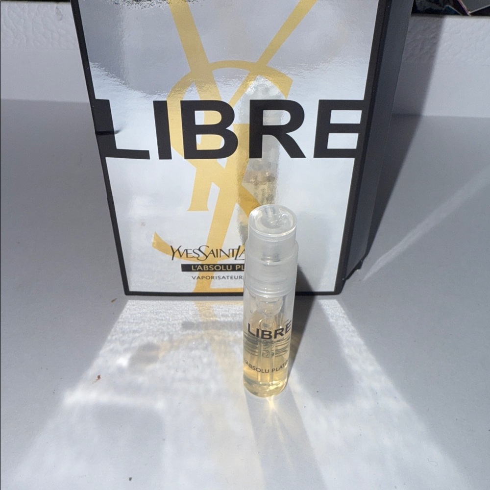 3/$15 YSL libre l’absolu platine sample